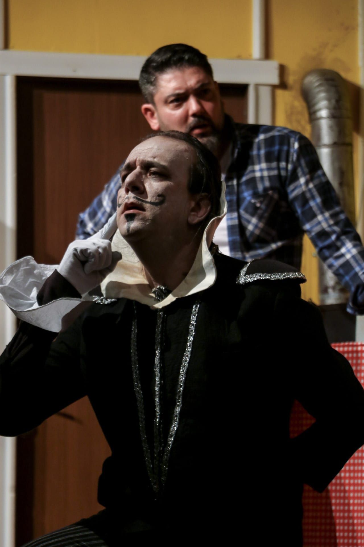 Sahne Tozu | ROMEO VE JULIET YA ÖLMESEYDİ için detayları göster 